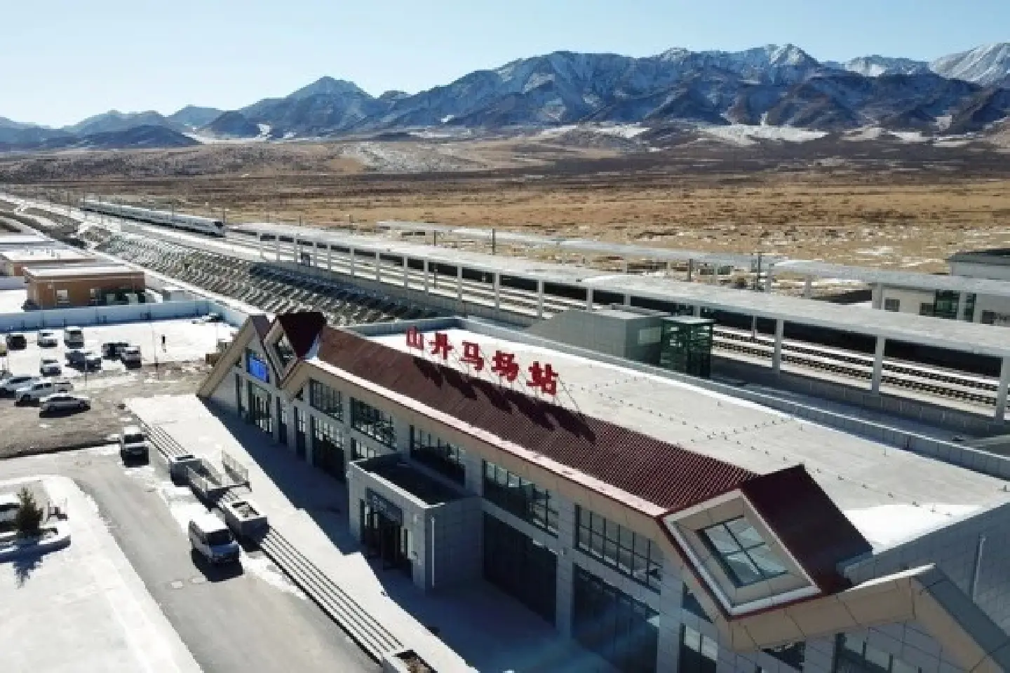 High-speed railway whistles in millenniums-old horse ranch in NW China