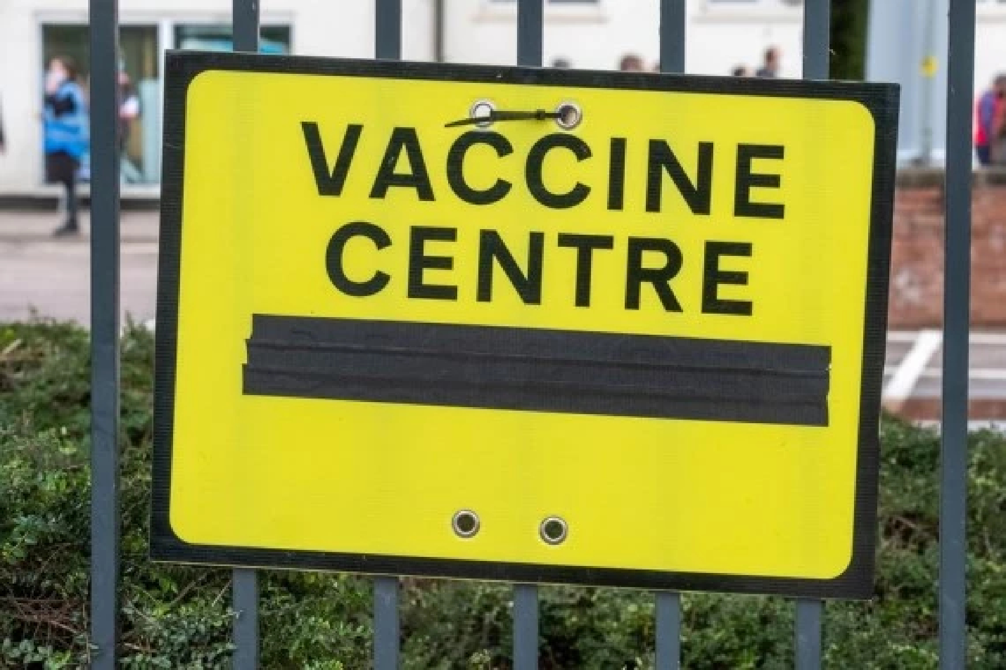 New vaccine against Omicron variant likely needed: research group CEO