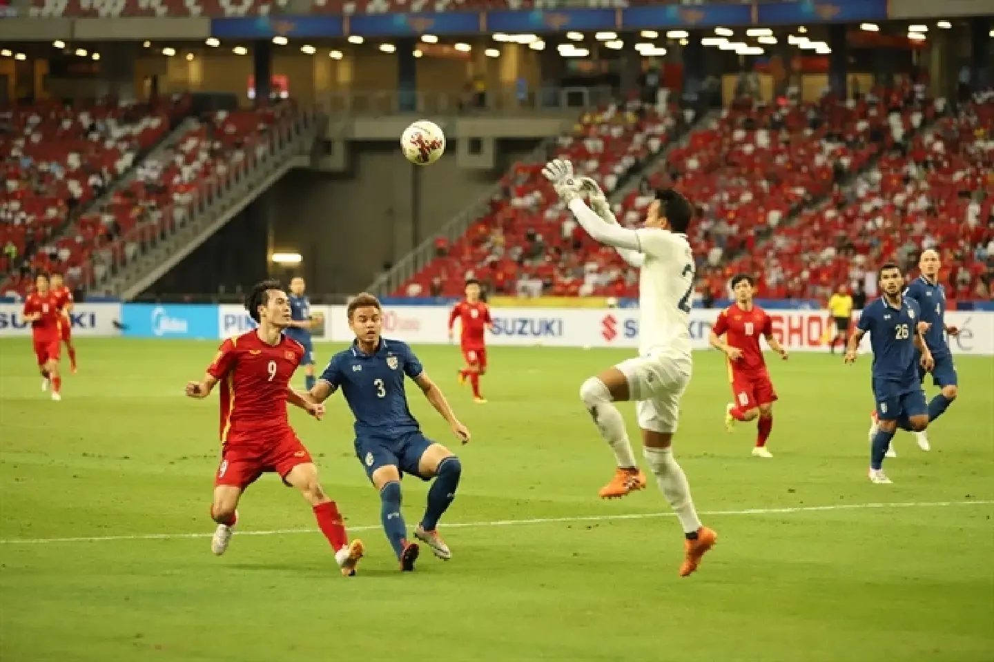 Nightmare before Christmas: Việt Nam lose to Thailand in AFF Cup Nightmare before Christmas: Việt Nam lose to Thailand in AFF Cup