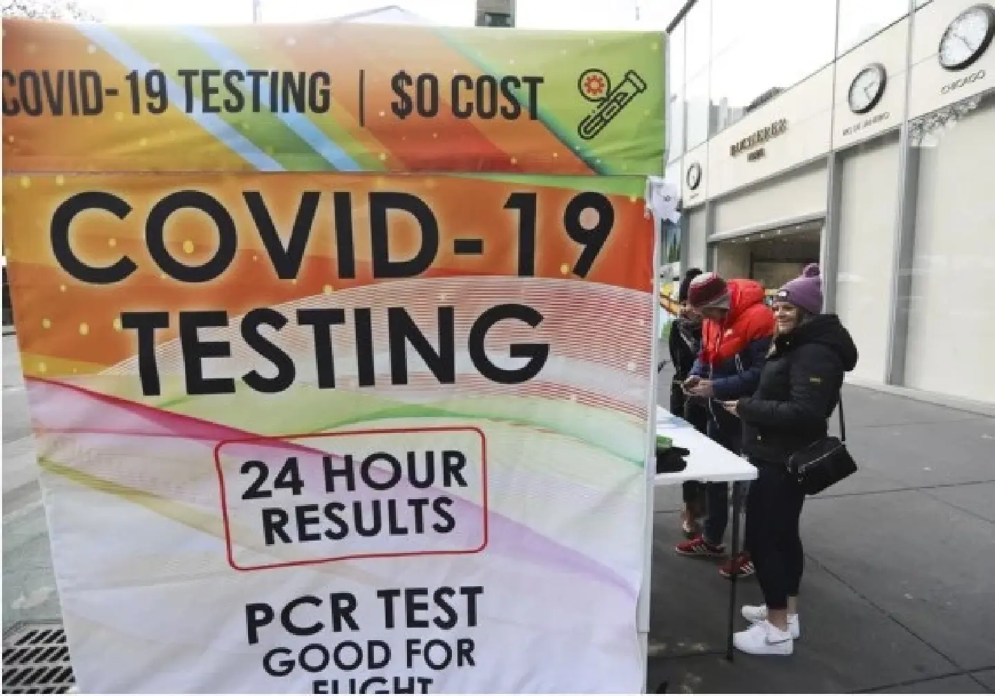Key COVID-19 indicators in U.S. rise as CDC urges public to get boosted Key COVID-19 indicators in U.S. rise as CDC urges public to get boosted