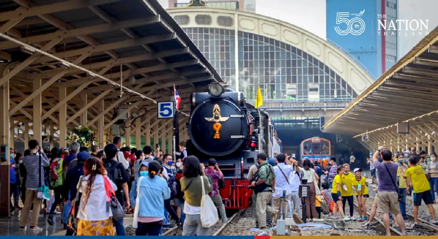 SRT marks Father’s Day with special trip to Ayutthaya on WWII steam locomotives