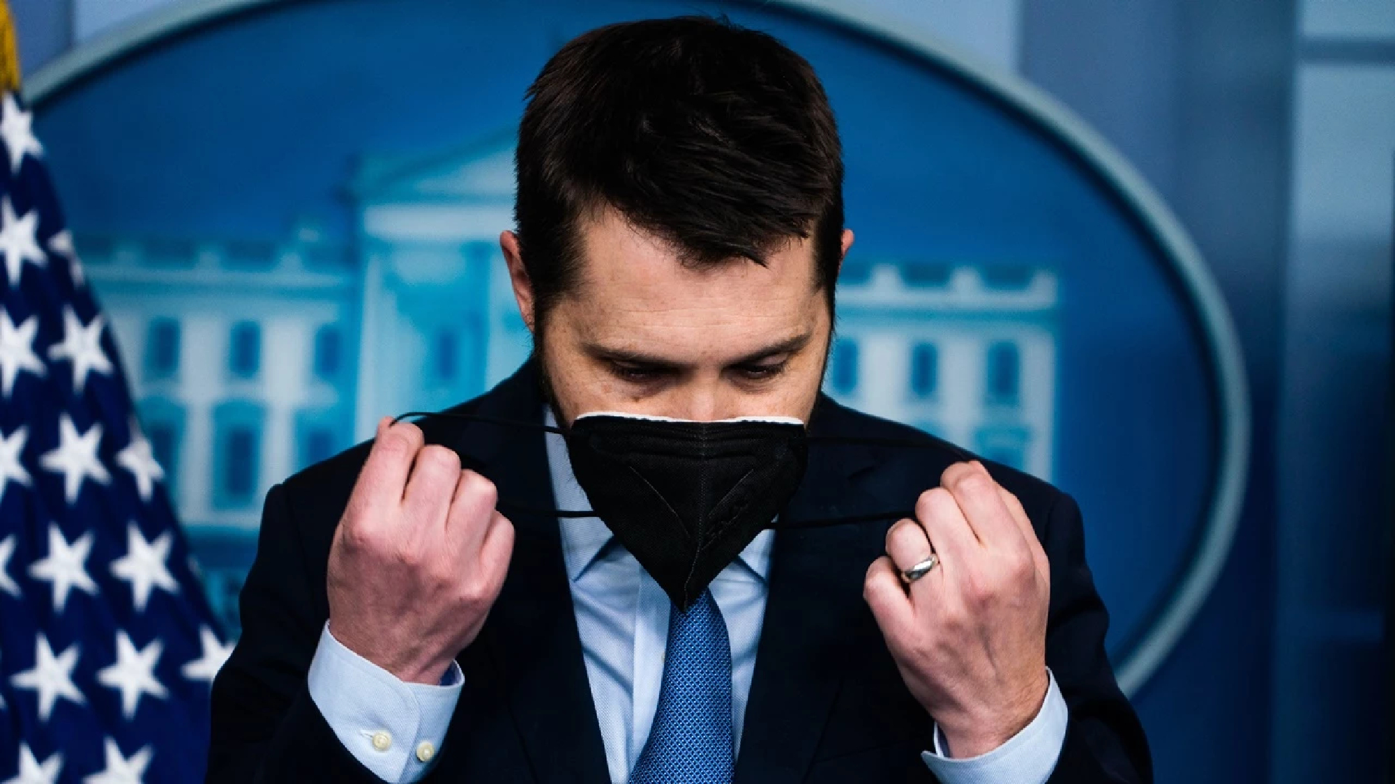 Biden aides see March 2021 rescue package as initial economic buffer against omicron