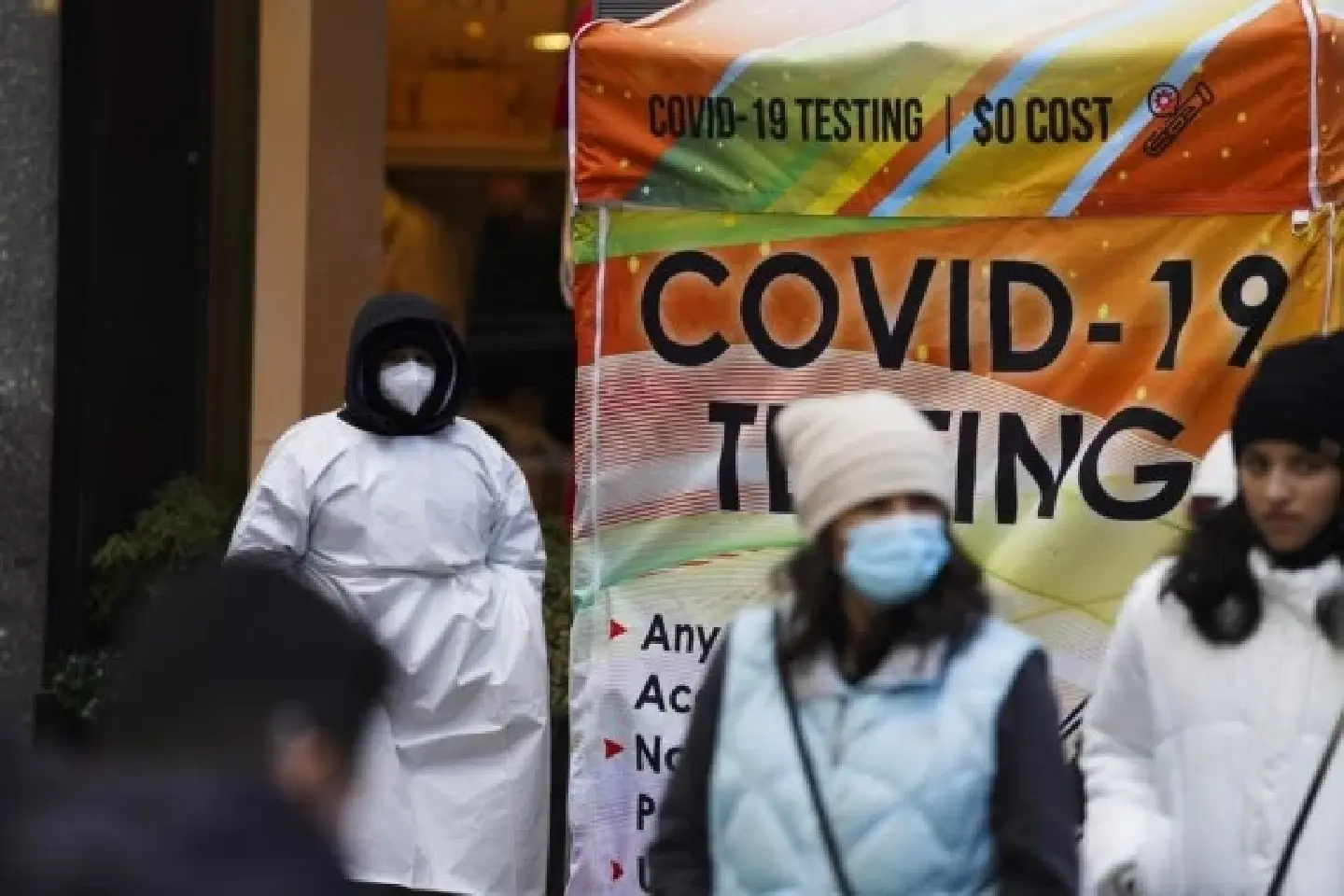 Omicron found in more U.S. states, adds new uncertainties