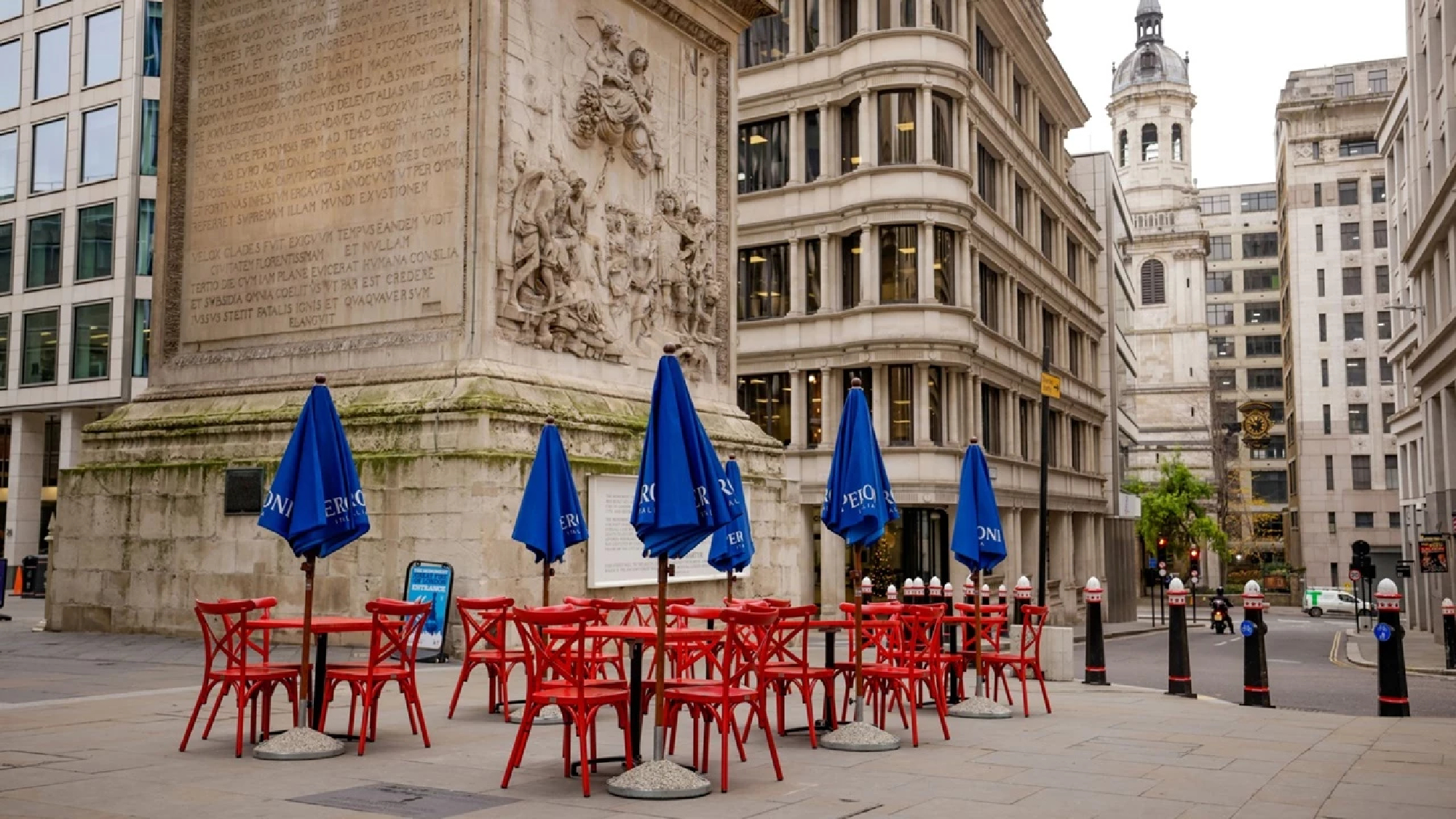 Sunak unveils 1 billion pounds for companies hit by omicron fallout