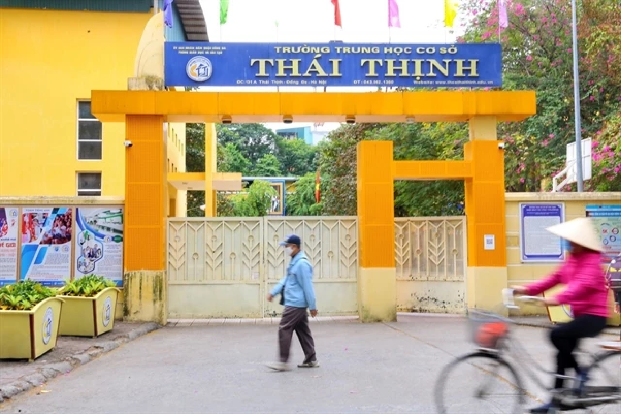 Hanoi’s Đống Đa District stops on-site dining, in-person study