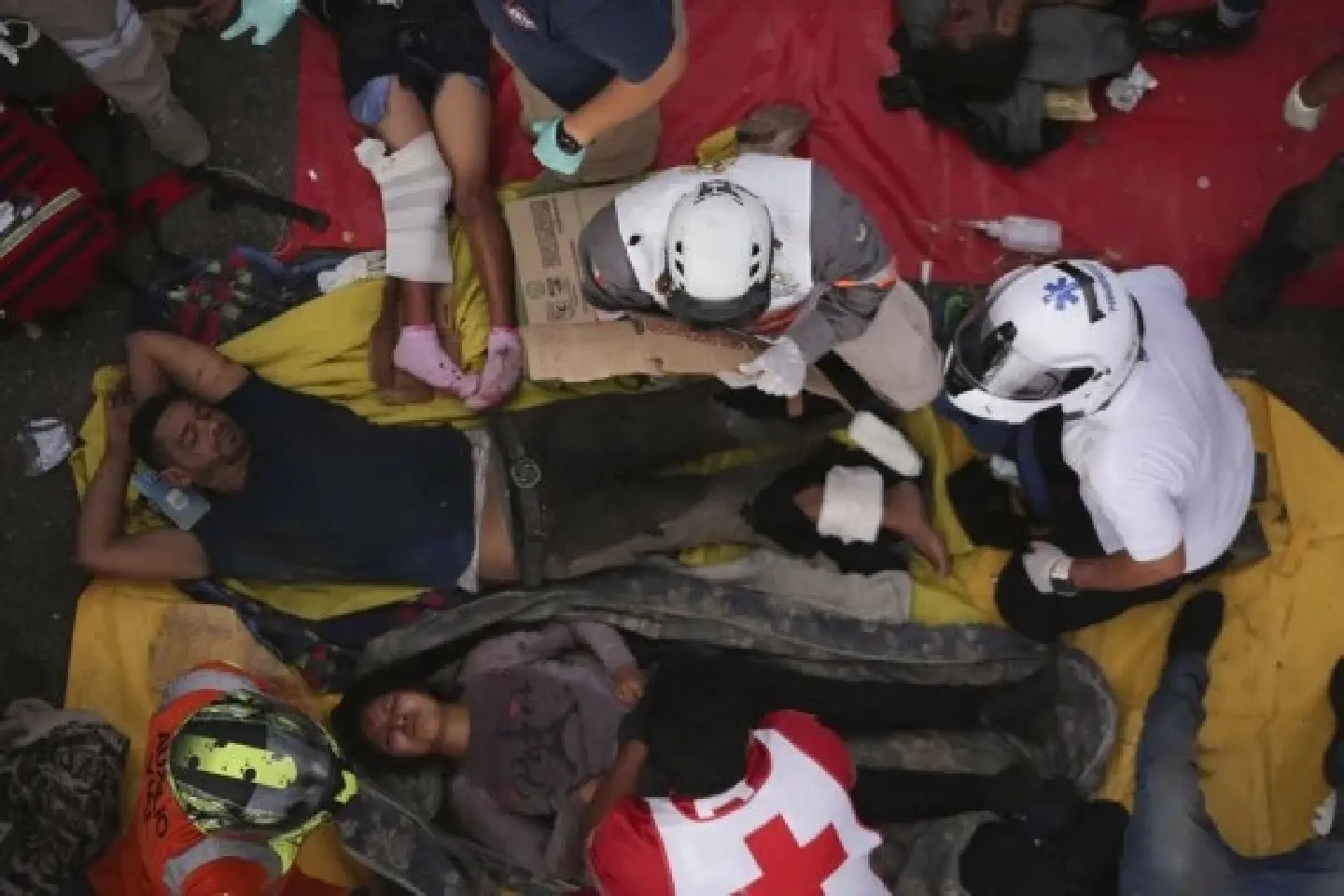 Death toll hits 55 in Mexico truck trailer crash Death toll hits 55 in Mexico truck trailer crash