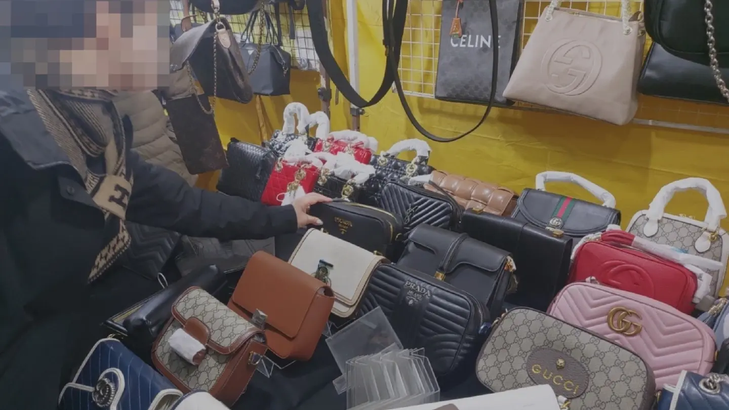 South Korea’s counterfeit market is very much alive South Korea’s counterfeit market is very much alive
