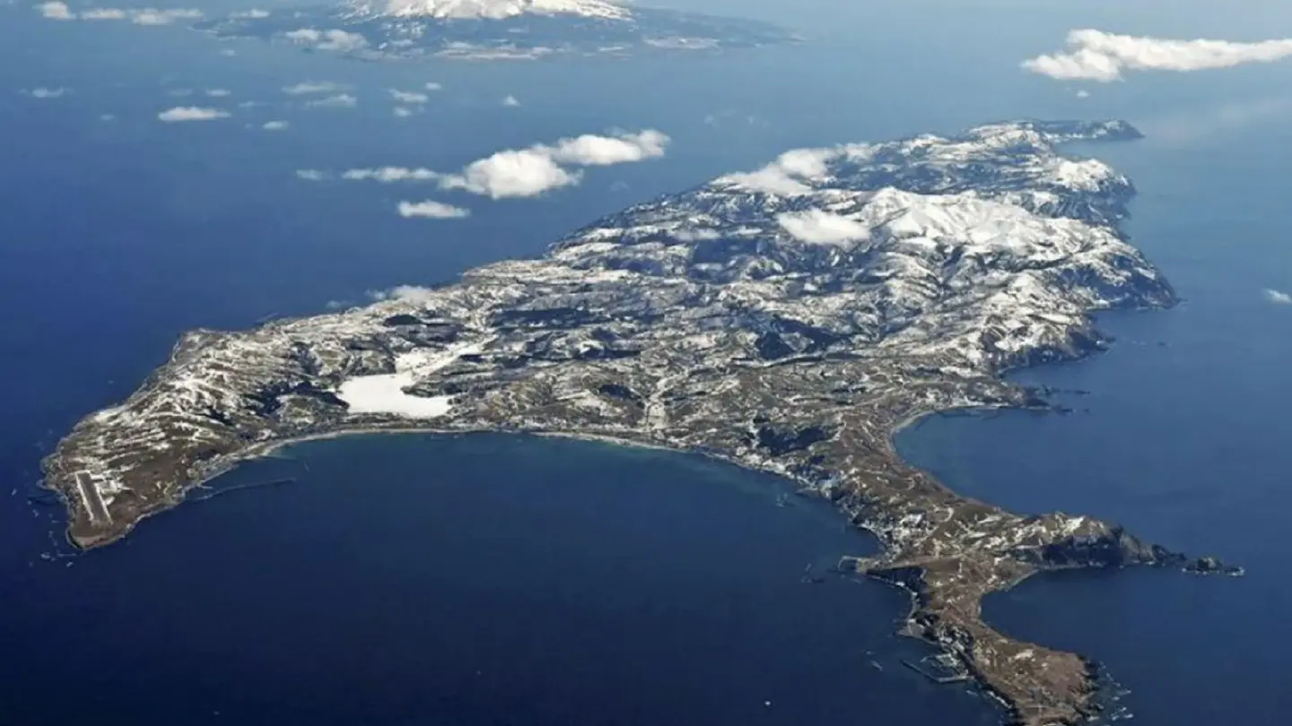 Japan govt to support tourism on remote islands, preserve territorial waters Japan govt to support tourism on remote islands, preserve territorial waters