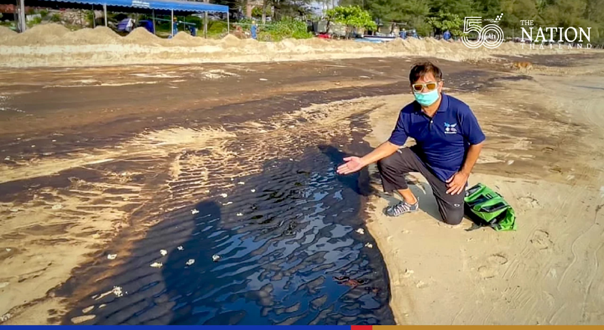 Rayong beach struggles with 4 levels of oil pollution