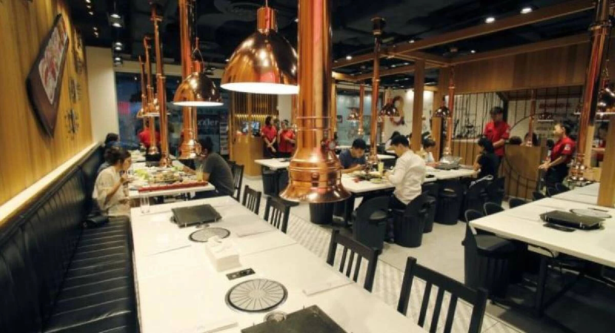 Restaurants cash in on New Year feasting