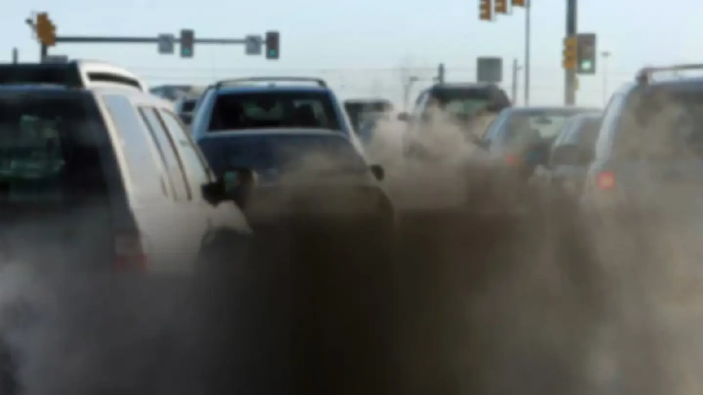 As PM2.5 soars, DLT bans hundreds of vehicles for failing exhaust tests As PM2.5 soars, DLT bans hundreds of vehicles for failing exhaust tests