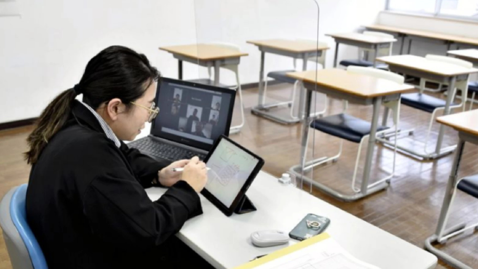 Govt plans to allow foreign students to enter Japan