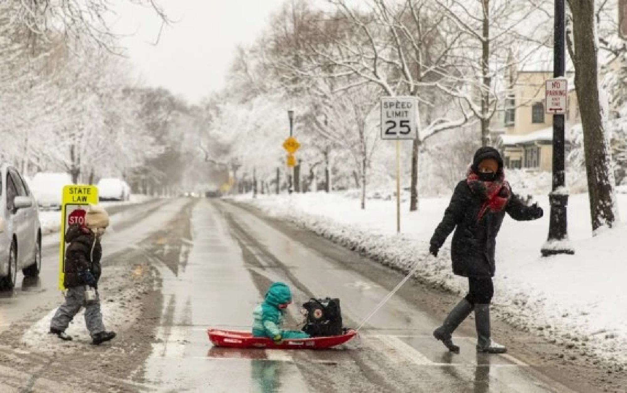 U.S. reports nearly 9.5 mln child COVID-19 cases, spiking "dramatically"