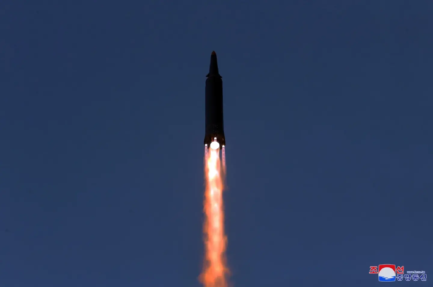 NK fires two suspected ballistic missiles after US sanctions
