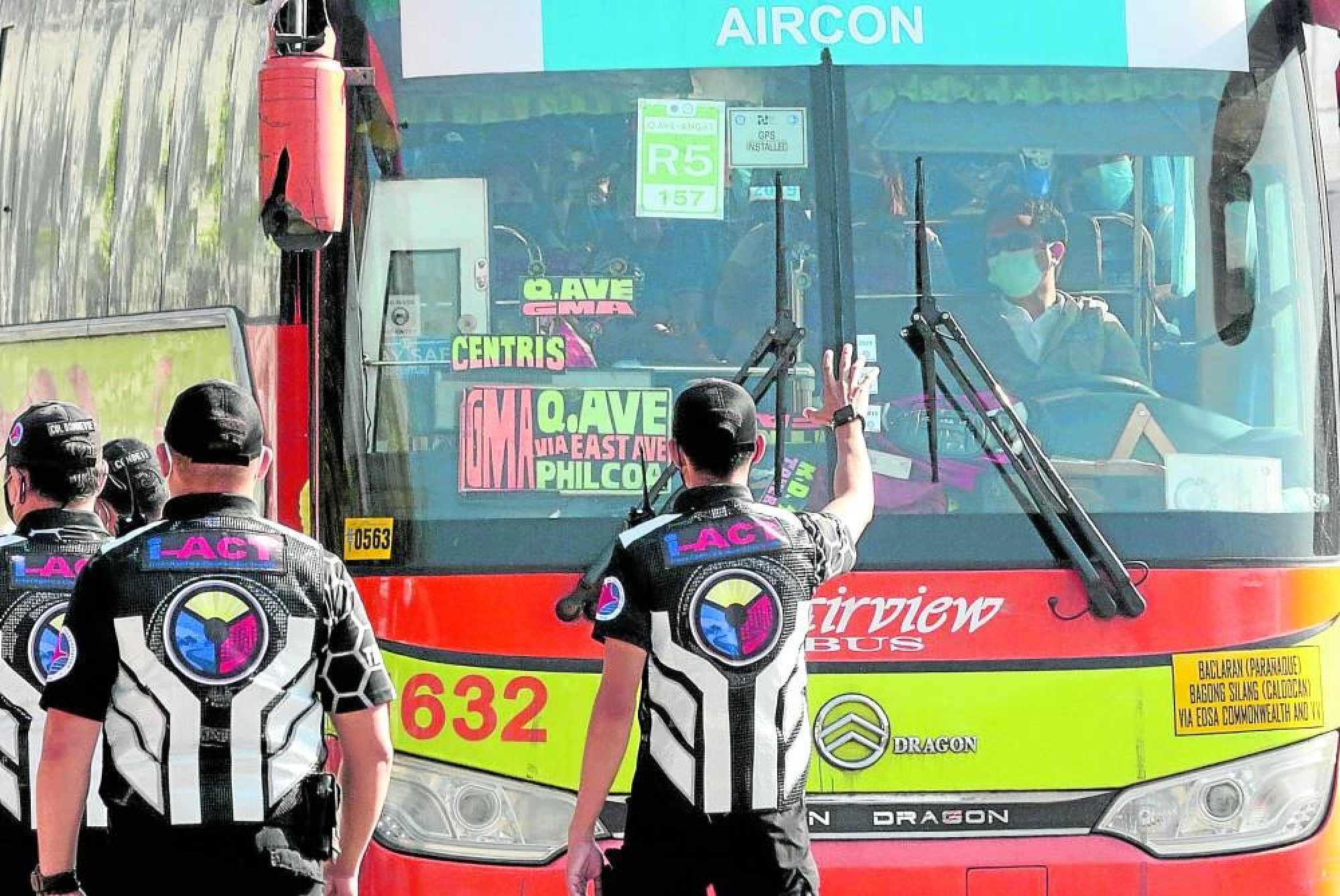 DOTR enforcing ‘no vax, no ride’ policy in Metro Manila amid jeers