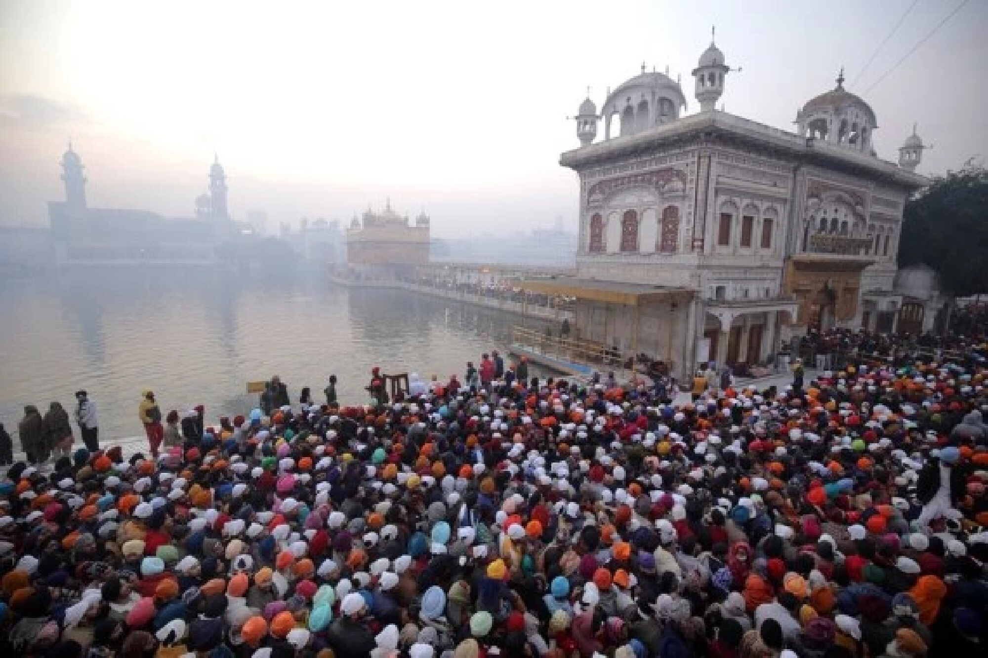 Indian devotees pay obeisance at Golden Temple on 1st day of New Year