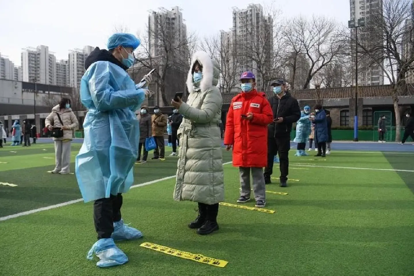 China steps up COVID-19 control to ensure safe holiday
