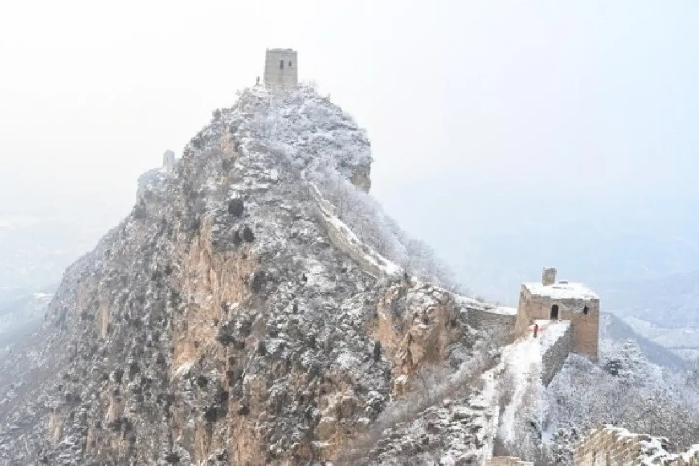 China issues yellow alert for blizzard