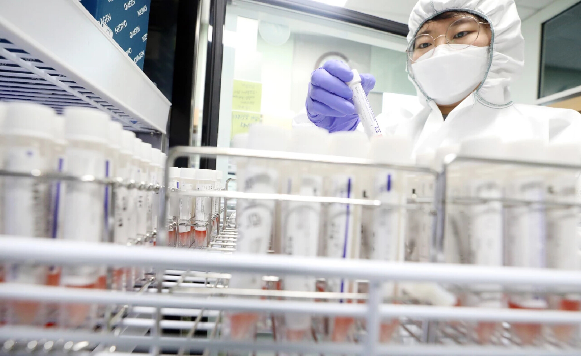 S. Korea reports sharpest gain in omicron cases