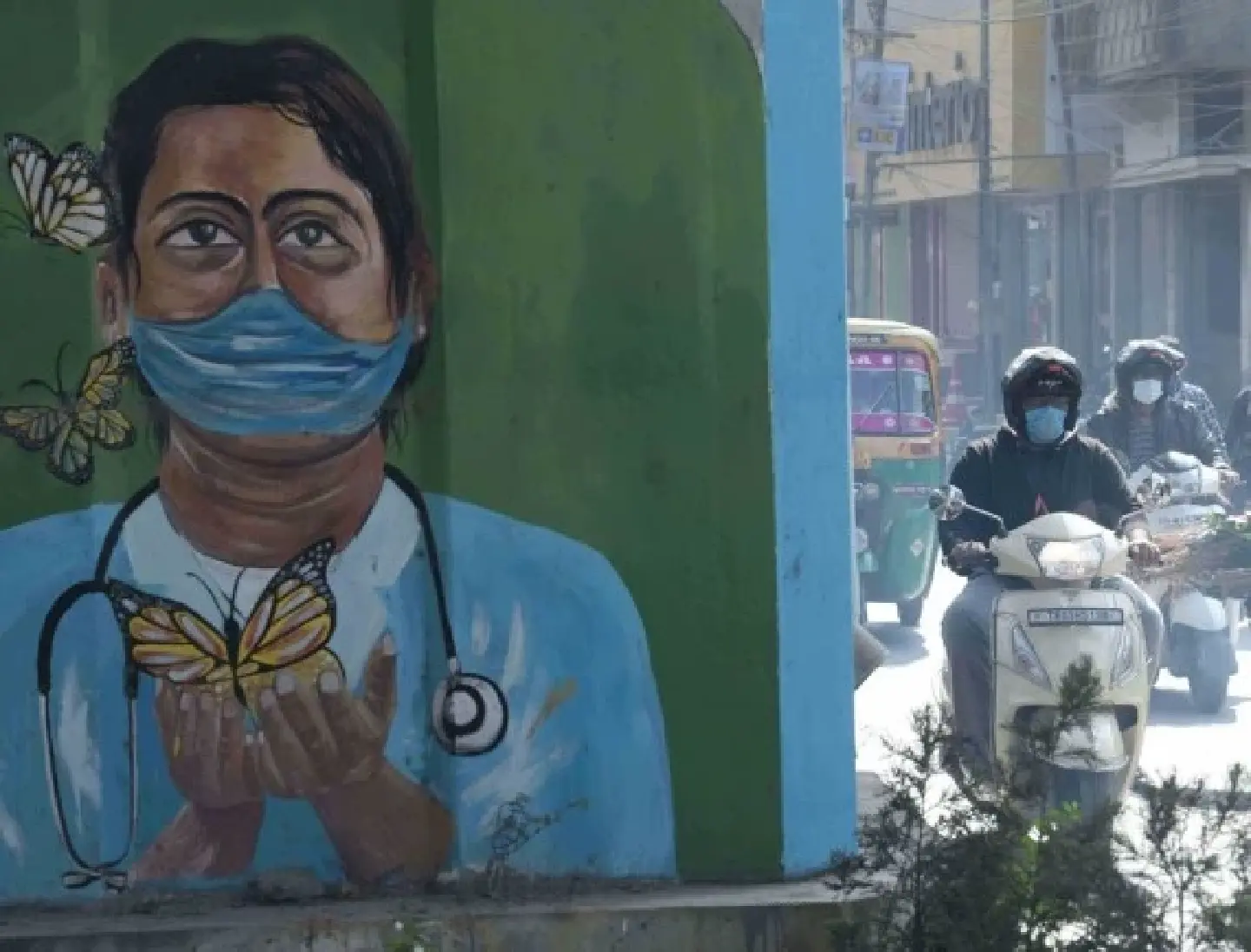 India's COVID-19 deaths surpass 500,000, schools to reopen in Delhi as cases decline