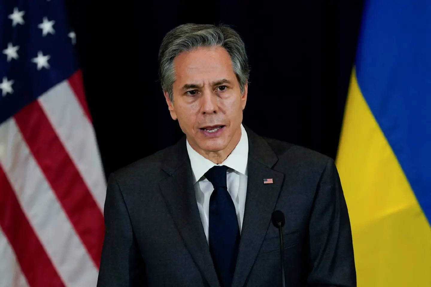 Blinken say he's 'convinced' Putin will try to overthrow Ukrainian government Blinken say he's 'convinced' Putin will try to overthrow Ukrainian government