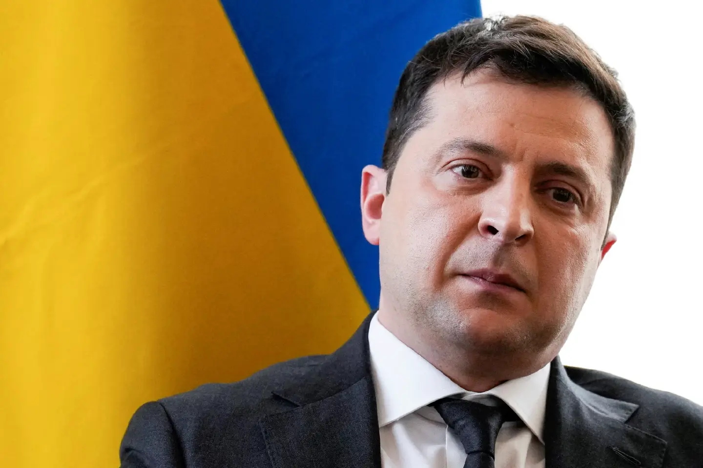 Russia has destroyed peace efforts but we won't give up our land, Zelenskiy says