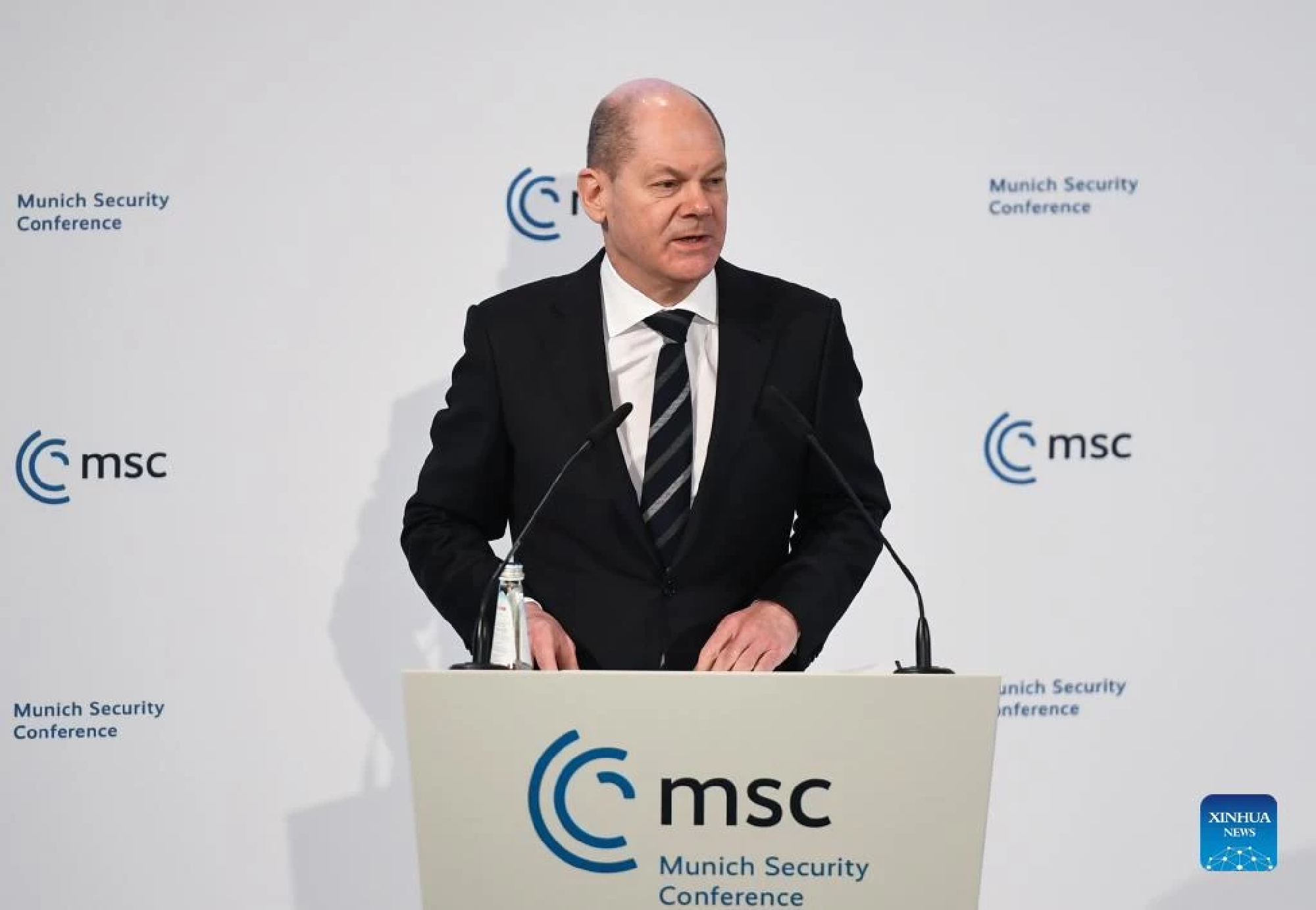 German Chancellor Scholz calls for negotiated solution to Ukraine crisis