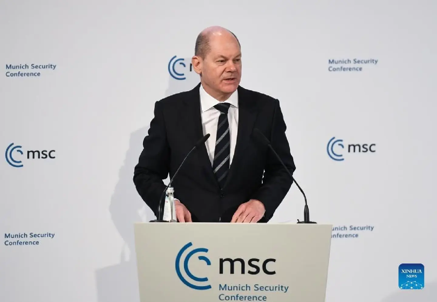 German Chancellor Scholz calls for negotiated solution to Ukraine crisis
