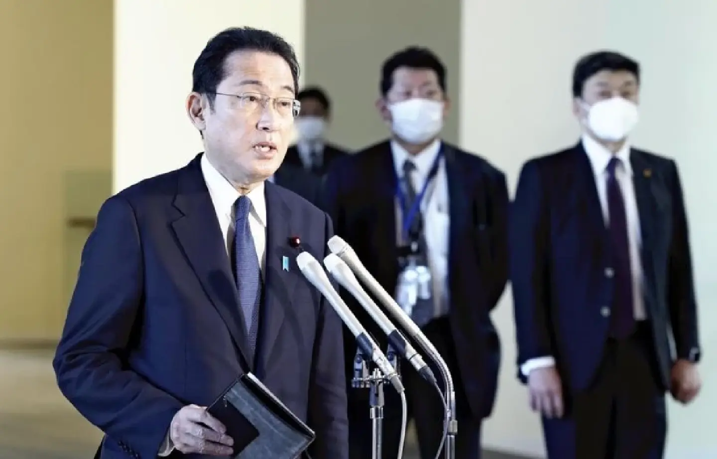Japan mulls sanctions on export of semiconductors to Russia as G7 eyes joint action