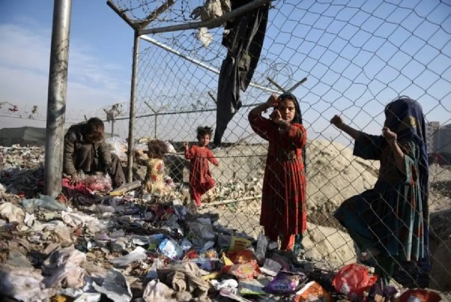 Taliban criticizes U.S. president's decision splitting Afghan assets Taliban criticizes U.S. president's decision splitting Afghan assets