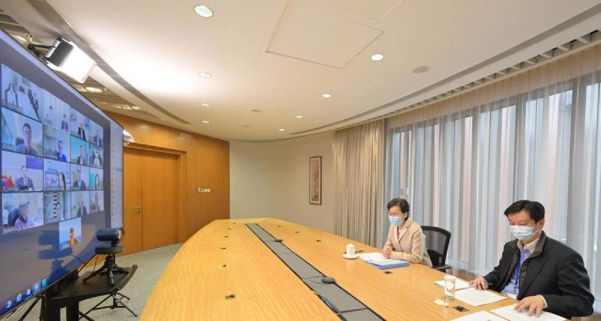 HK govt secures 4,400 hotel rooms for isolation