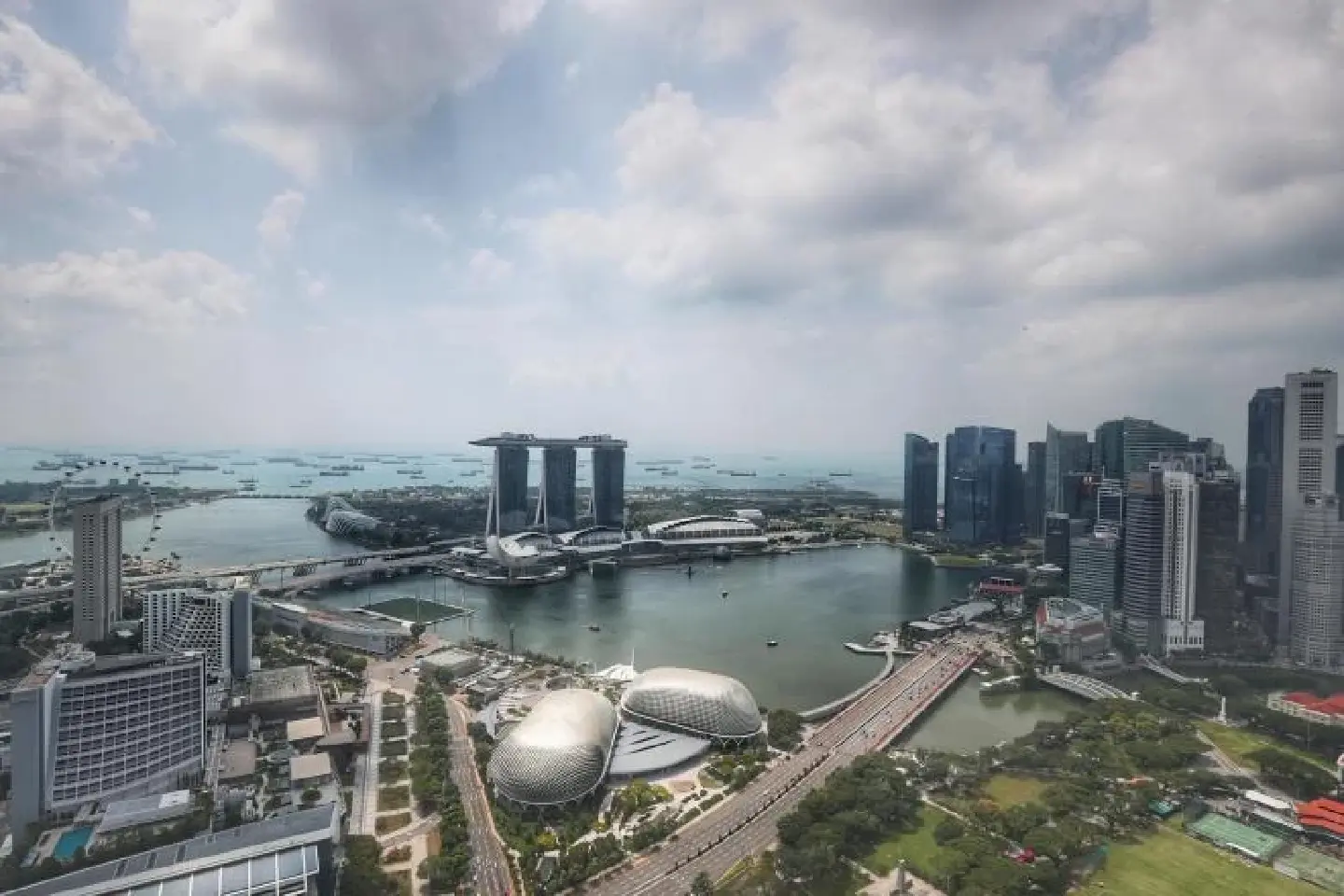 Singapore economy beats estimates to expand 7.6% last year; 2022 growth forecast kept at 3-5% Singapore economy beats estimates to expand 7.6% last year; 2022 growth forecast kept at 3-5%