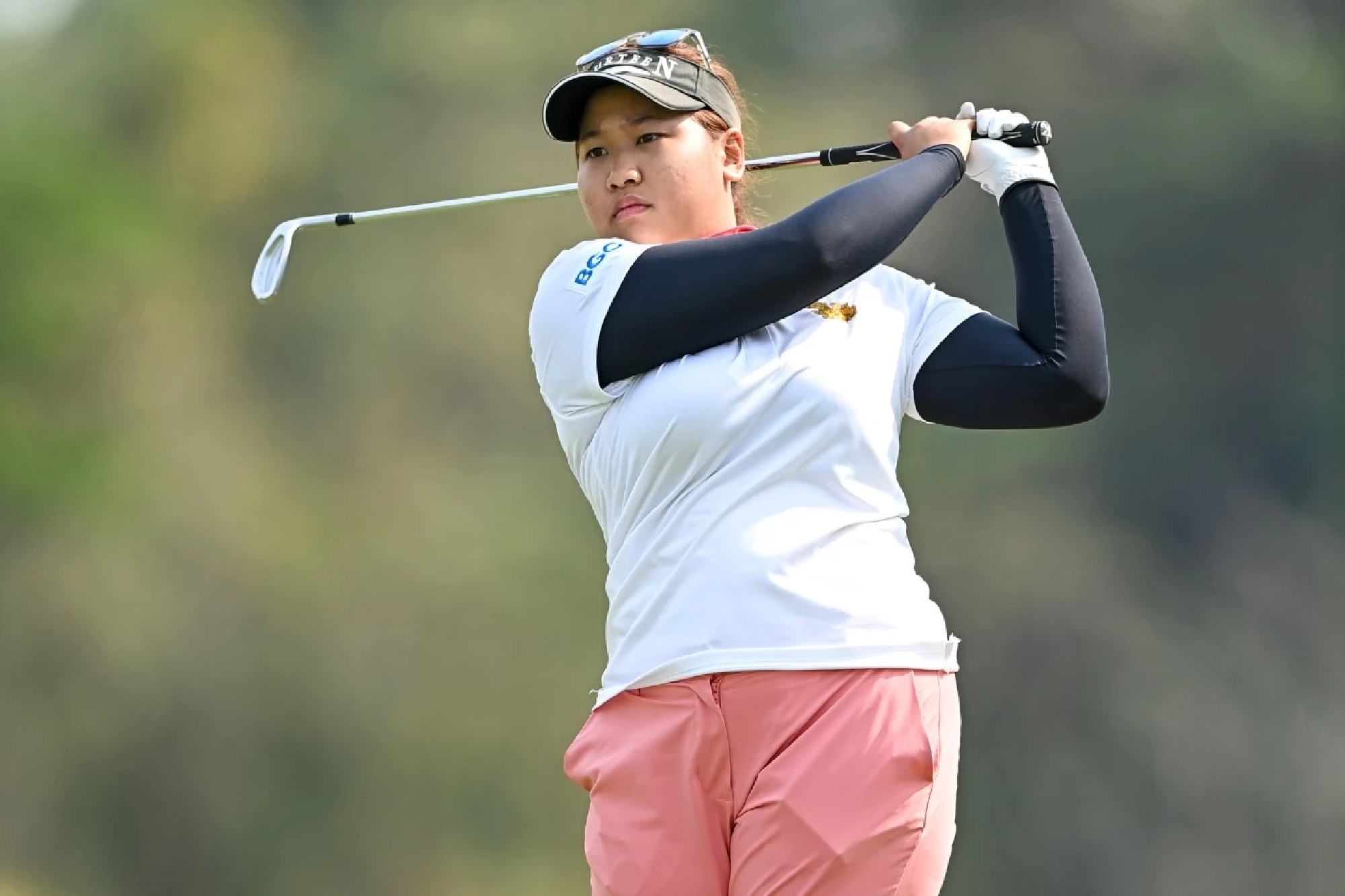 17-year-old Chanettee enjoys perfect round to lead Thailand Mixed Halfway