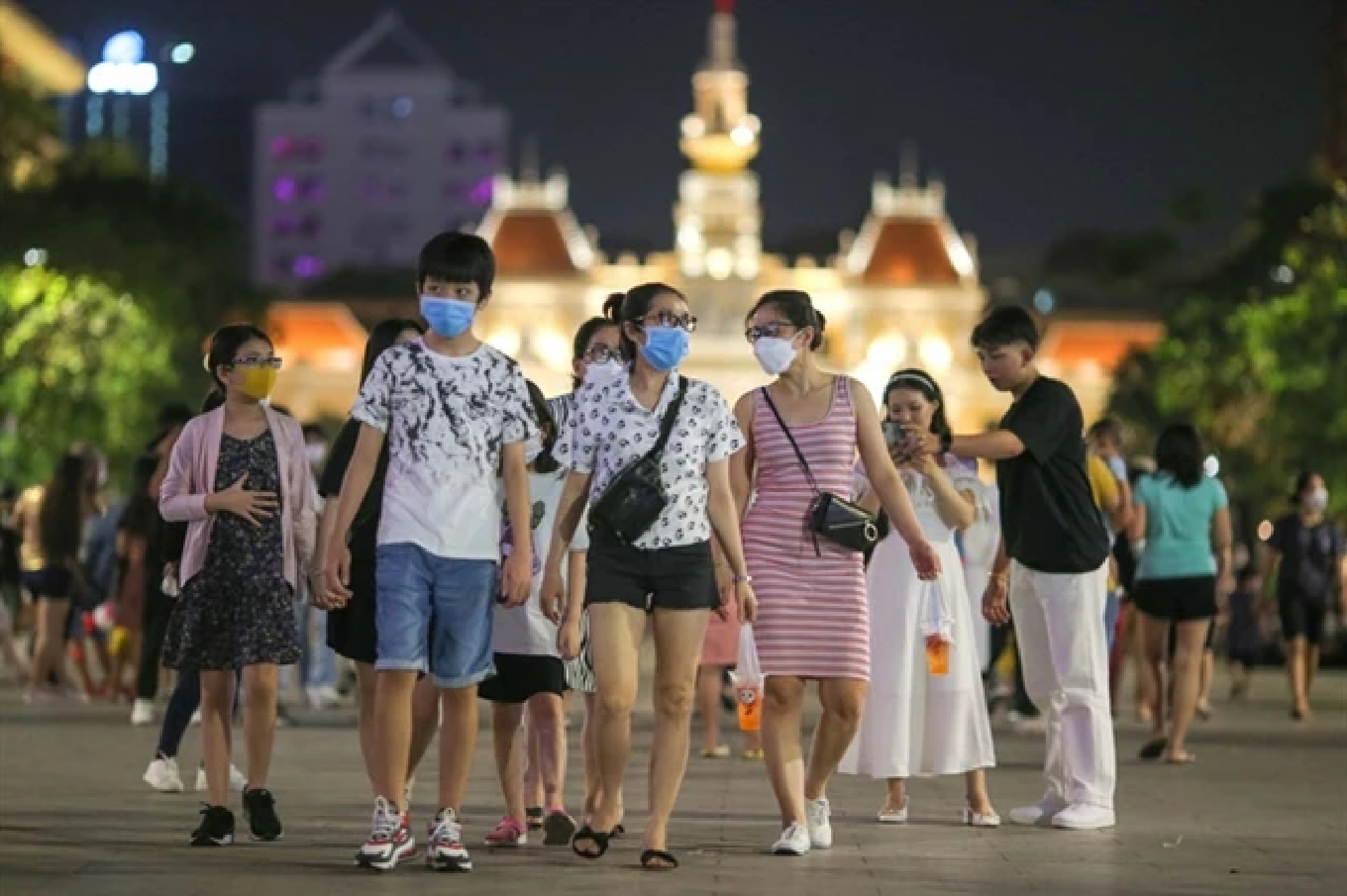 HCM City COVID risk remains low for 5th straight week