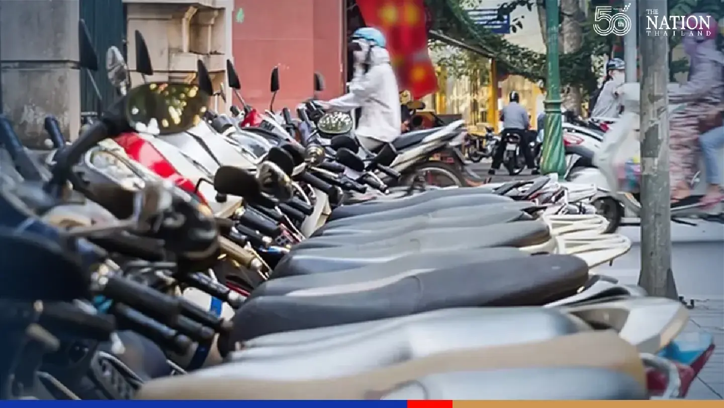Bangkok earns 44 million baht from motorcyclists riding on pavements Bangkok earns 44 million baht from motorcyclists riding on pavements