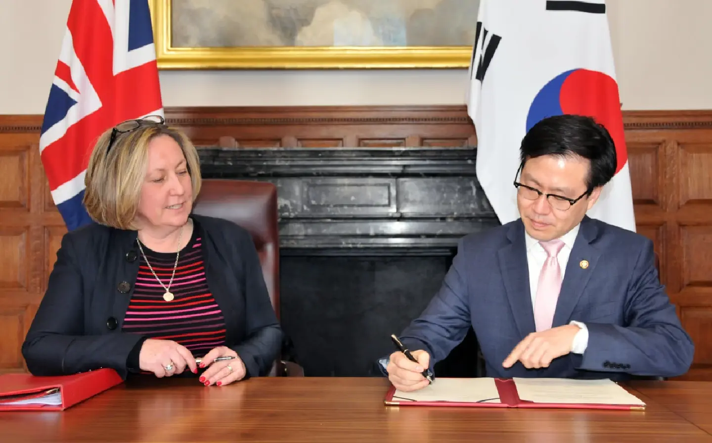 S. Korea, Britain agree to launch talks on FTA revision