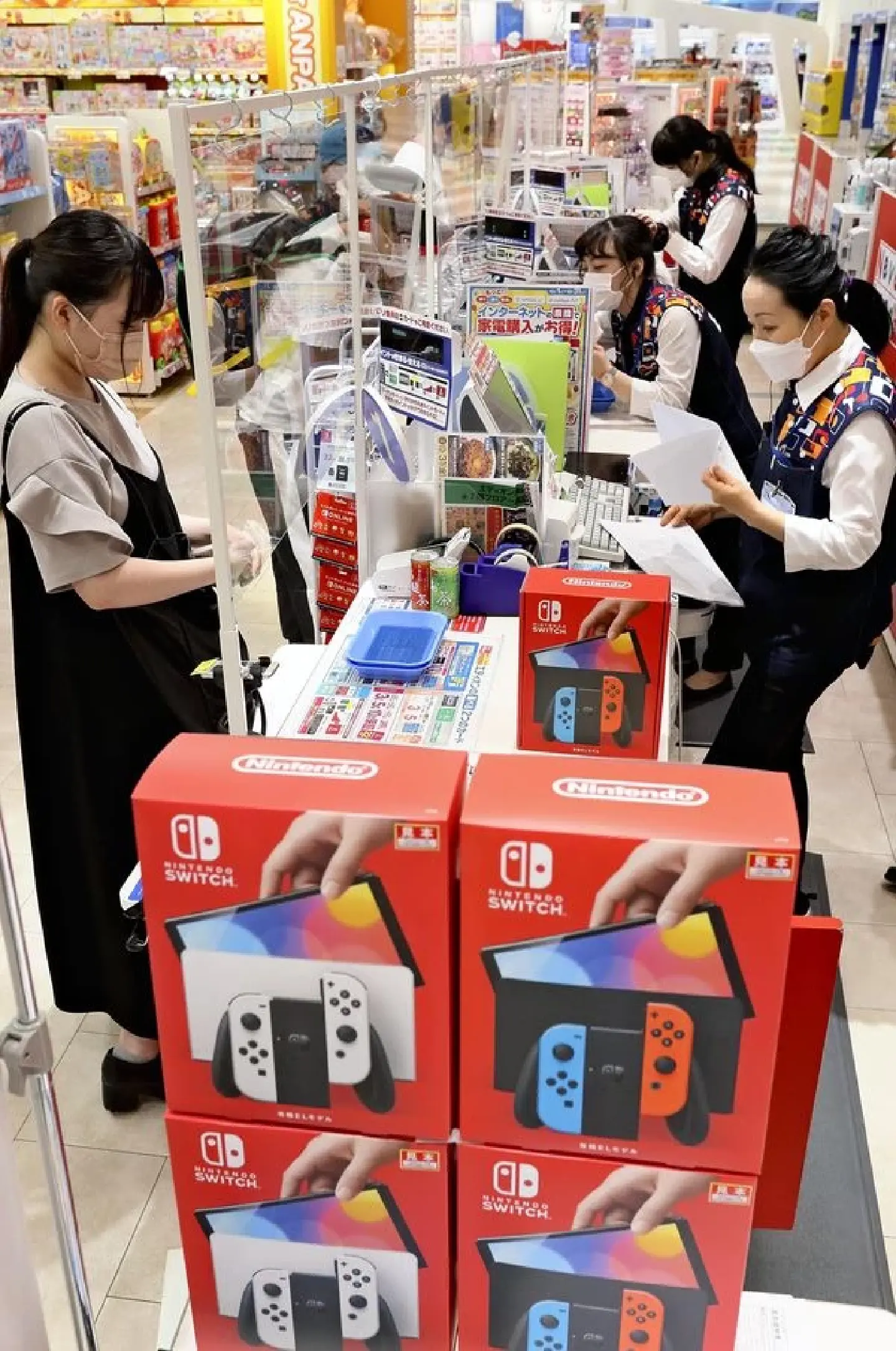 Nintendo Switch sales top 100 million units
