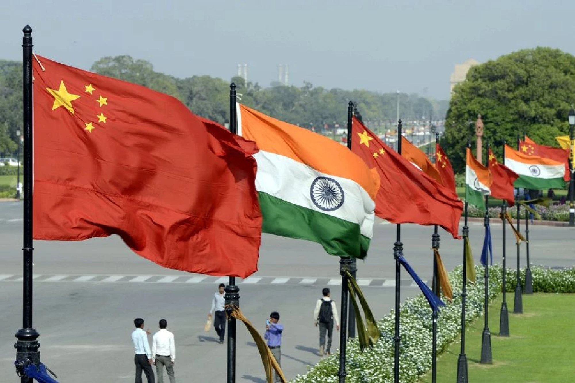 China’s Commerce Ministry urges India to treat all investors fairly