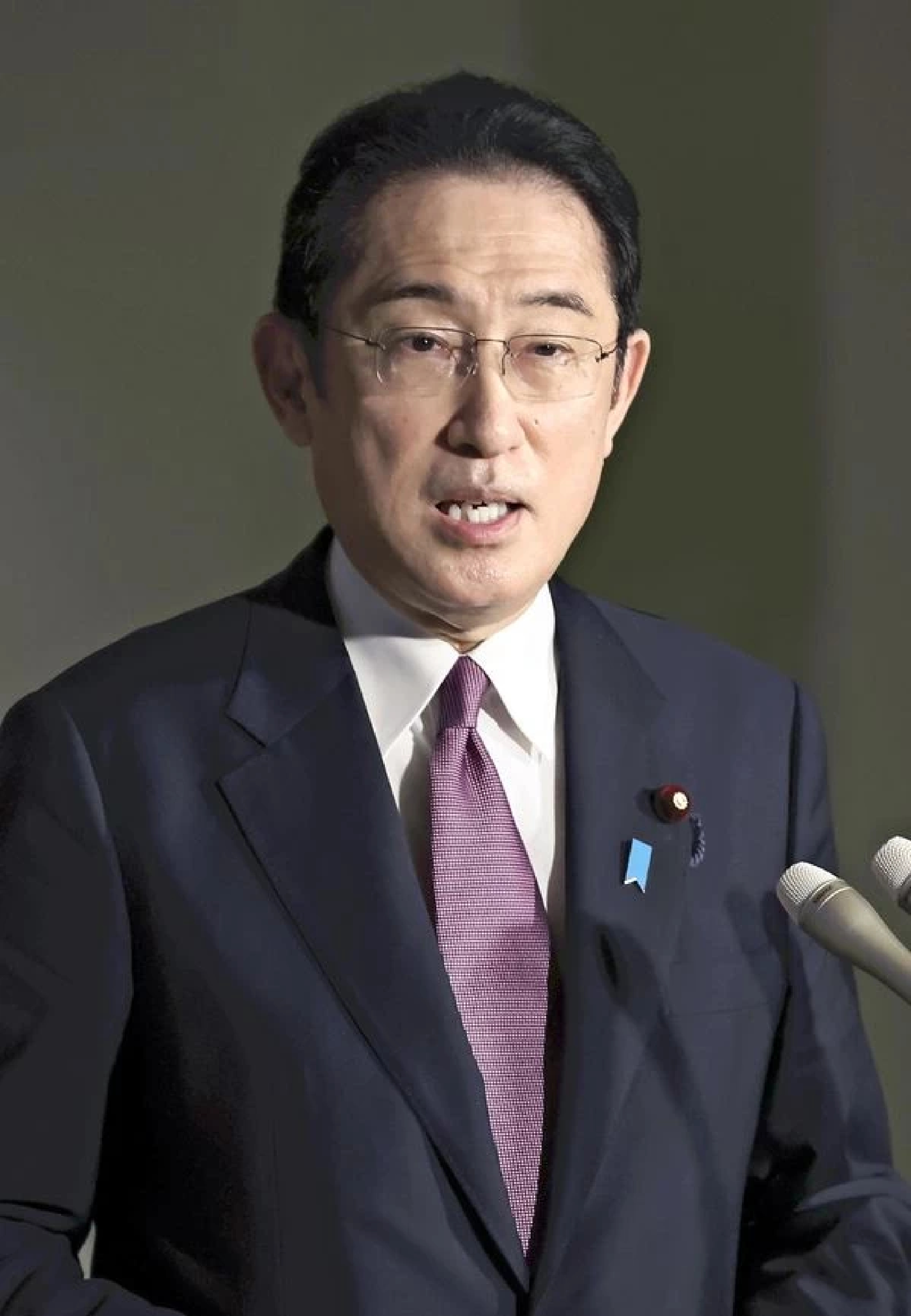 Kishida eager to improve bilateral ties as new South Korean president elected