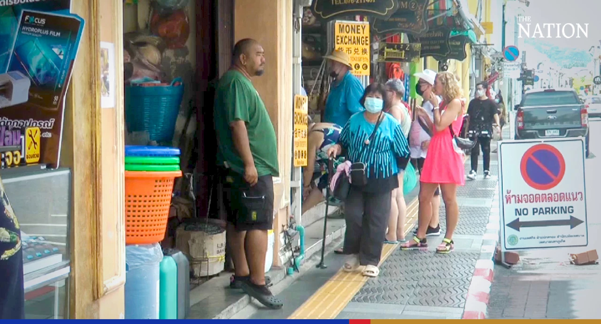 TAT sets up call centre in Phuket to help stranded Russians, Ukrainians