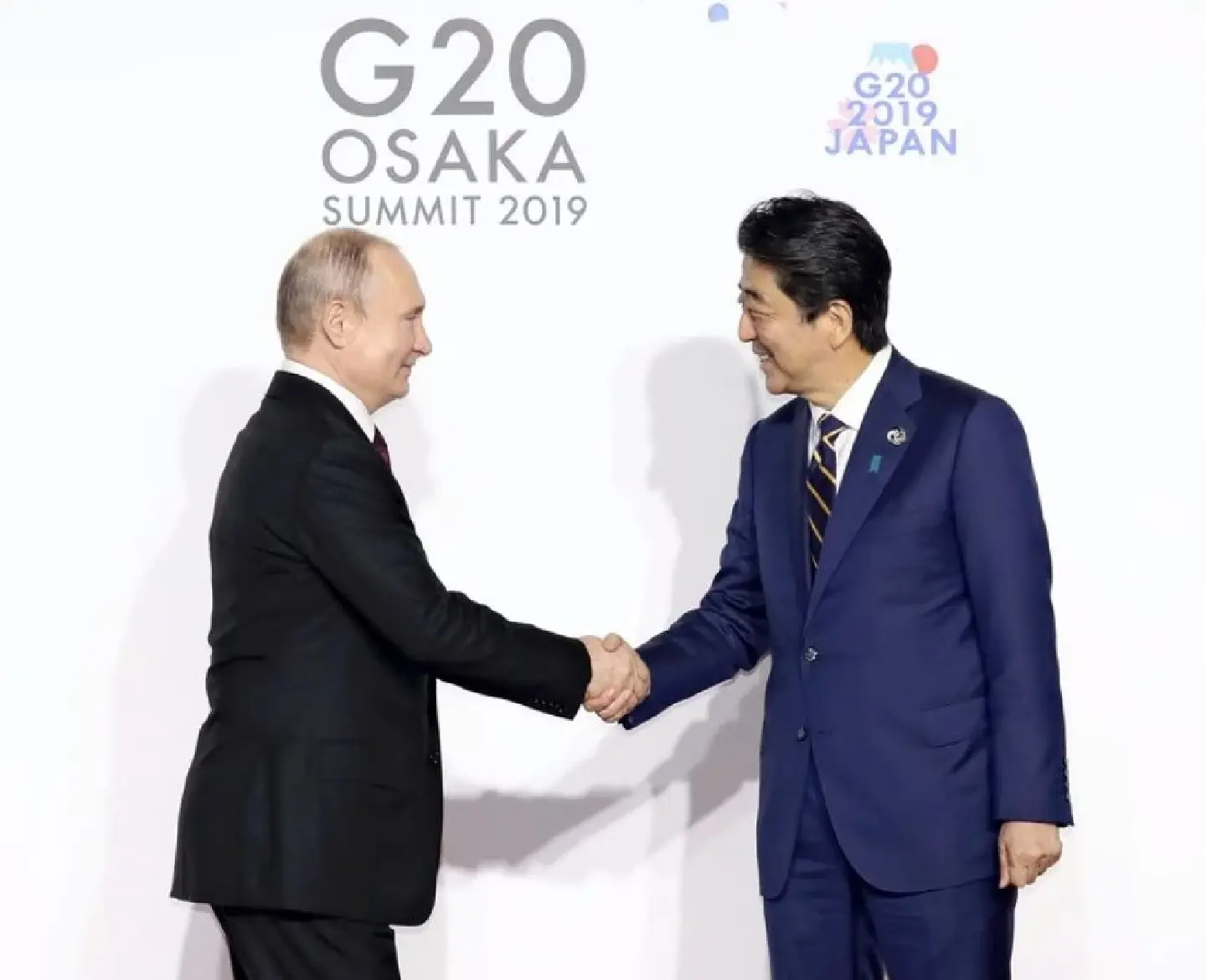 Russia halts peace treaty talks with Japan over Ukraine sanctions Russia halts peace treaty talks with Japan over Ukraine sanctions