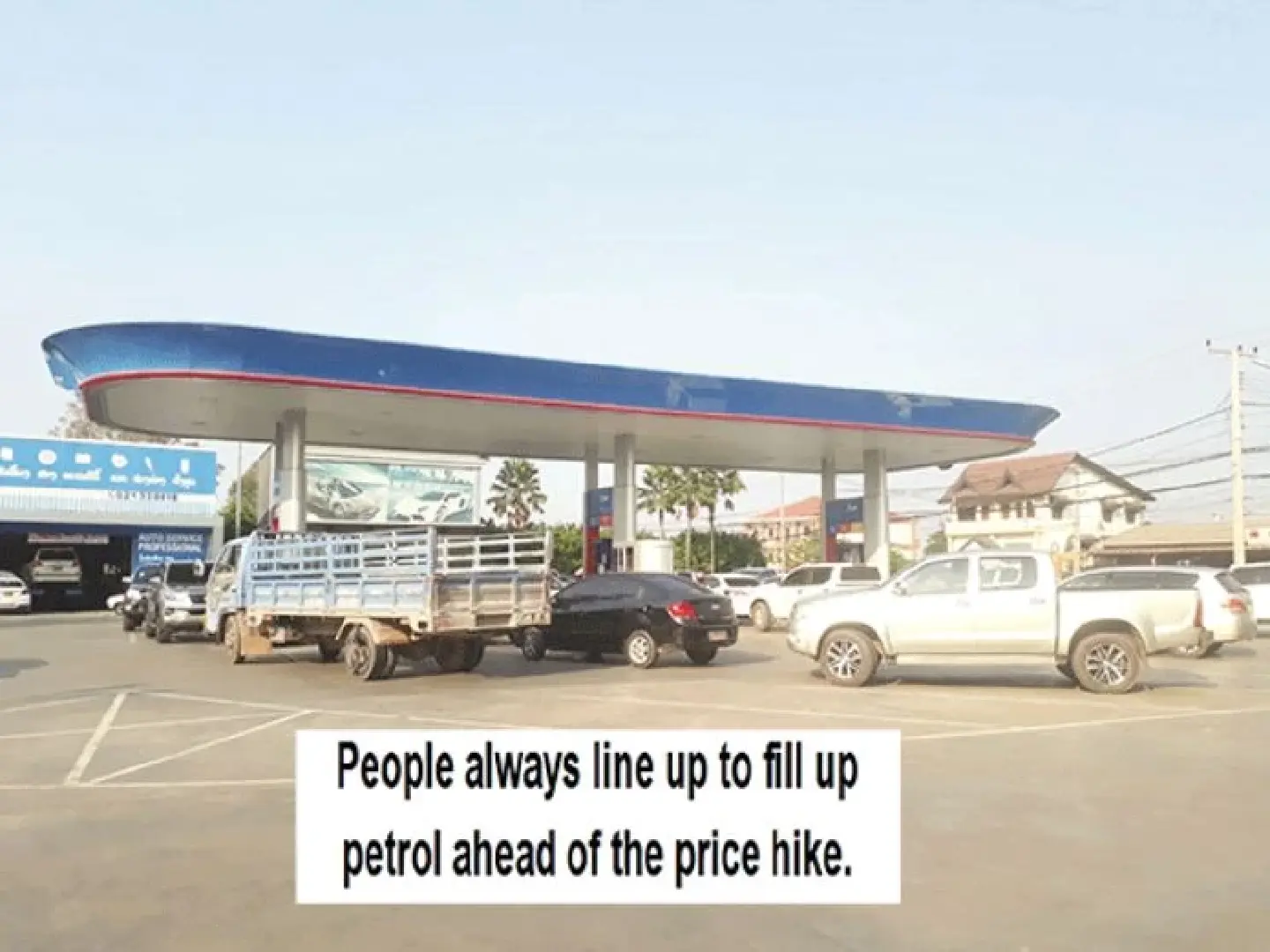 Global fuel price hike affecting oil supply in Laos Global fuel price hike affecting oil supply in Laos