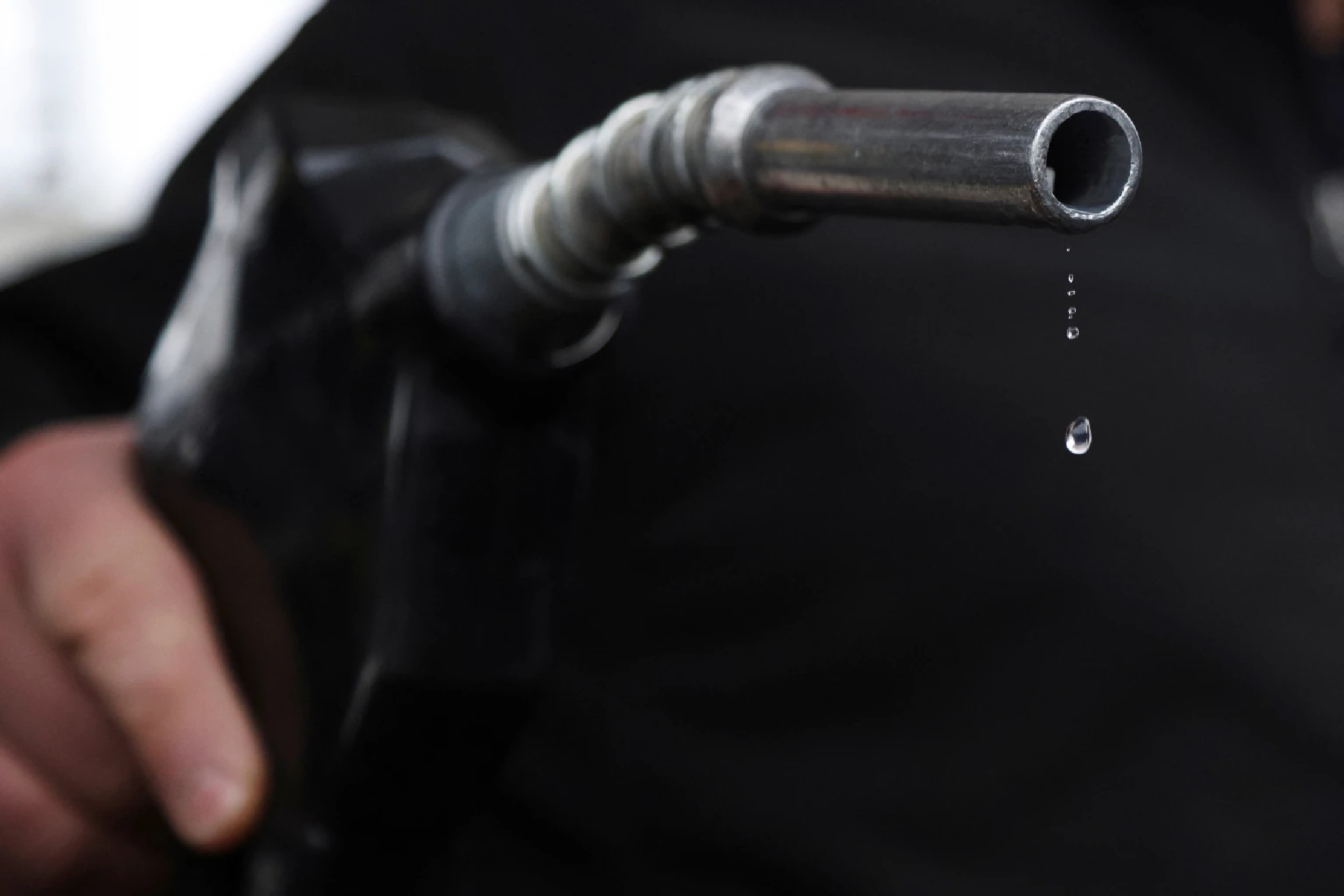 Pain at the pump as U.S. gasoline prices soar to highest since 2008