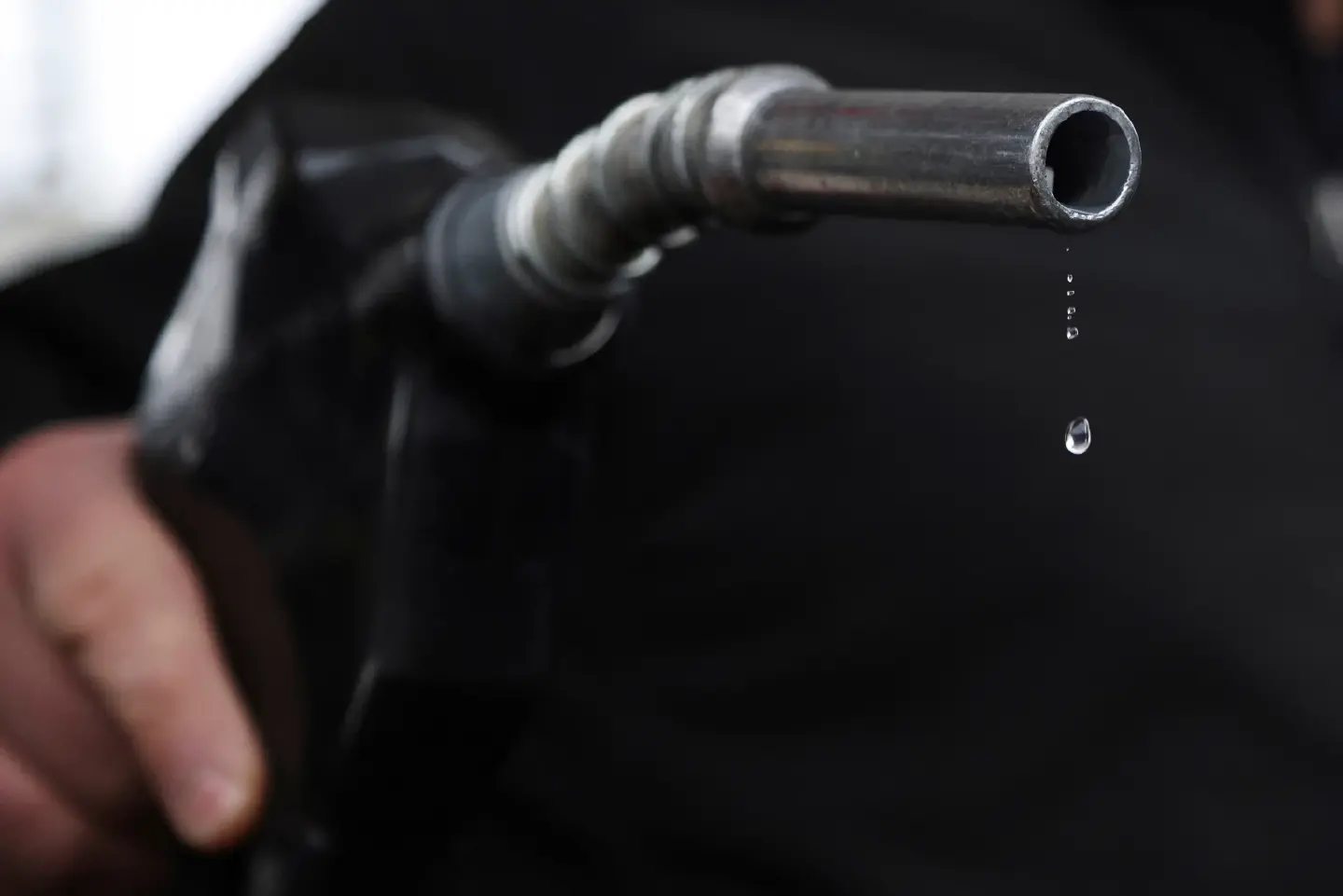 Pain at the pump as U.S. gasoline prices soar to highest since 2008