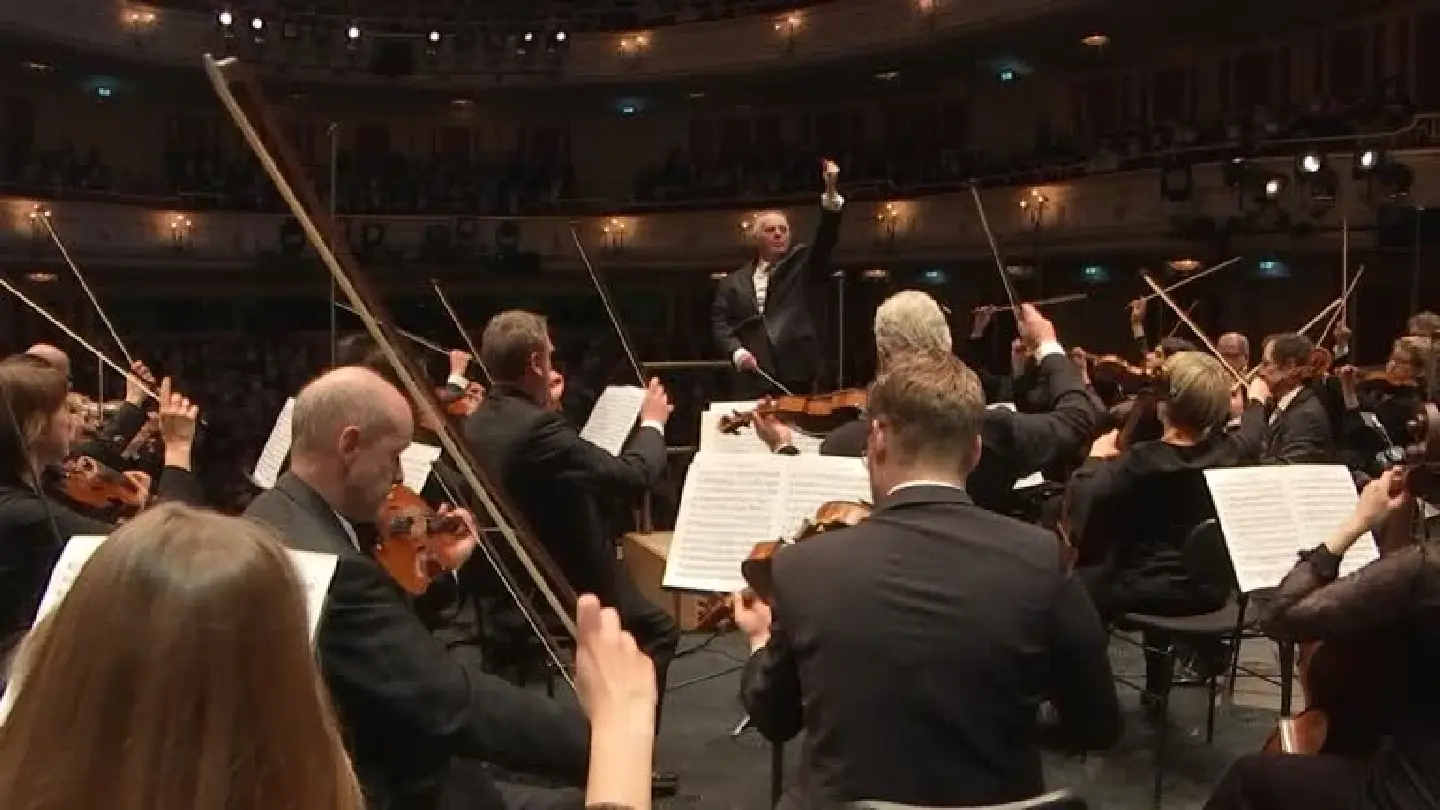 Condemn Russian politics, not its culture - warns Barenboim at charity concert Condemn Russian politics, not its culture - warns Barenboim at charity concert