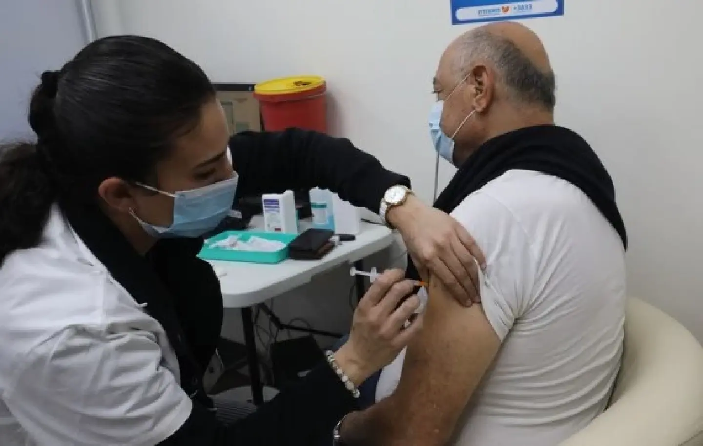 4th COVID-19 vaccine dose triples protection against severe illness in people over 60: Israeli study