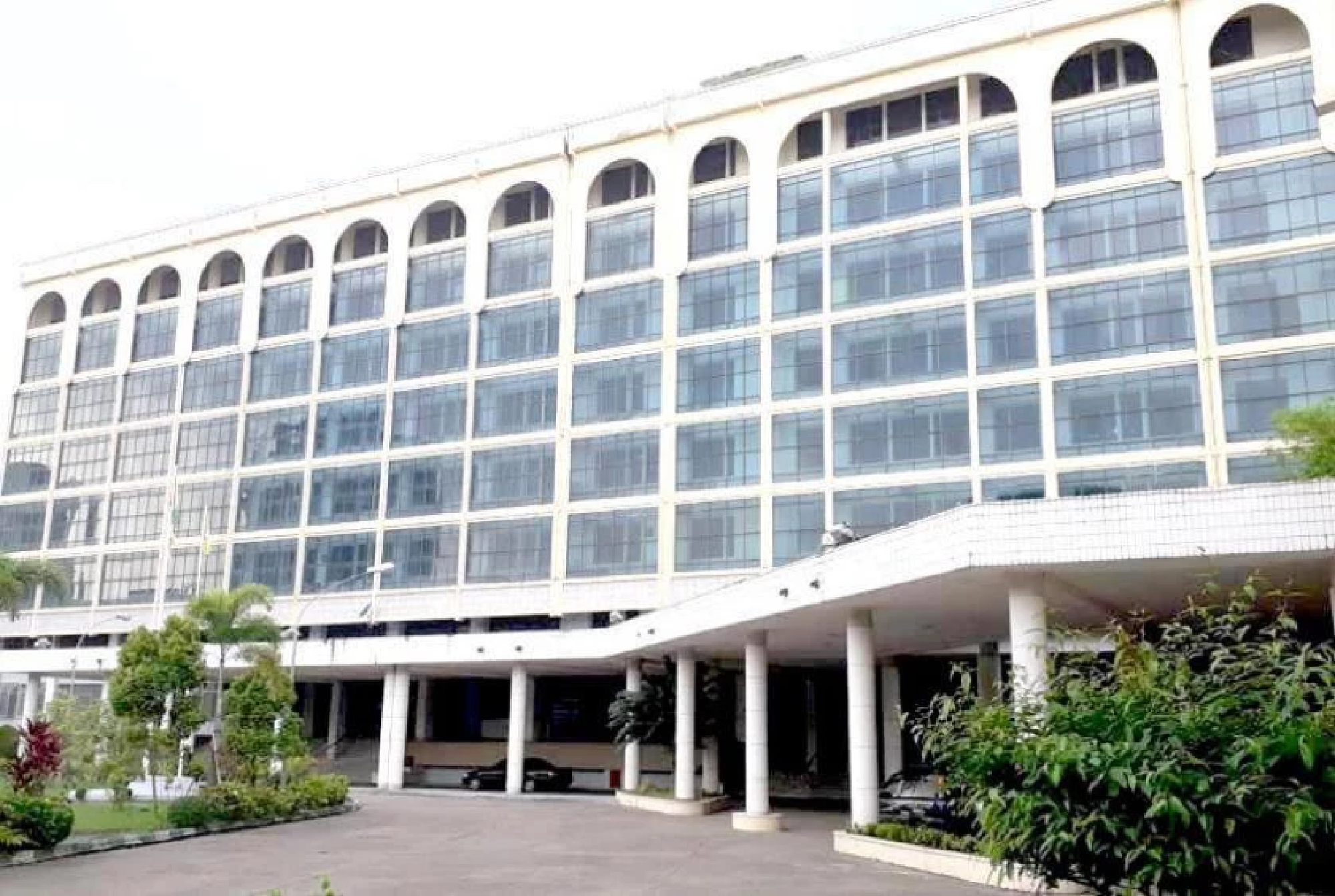 CBM eases cash withdrawal restrictions