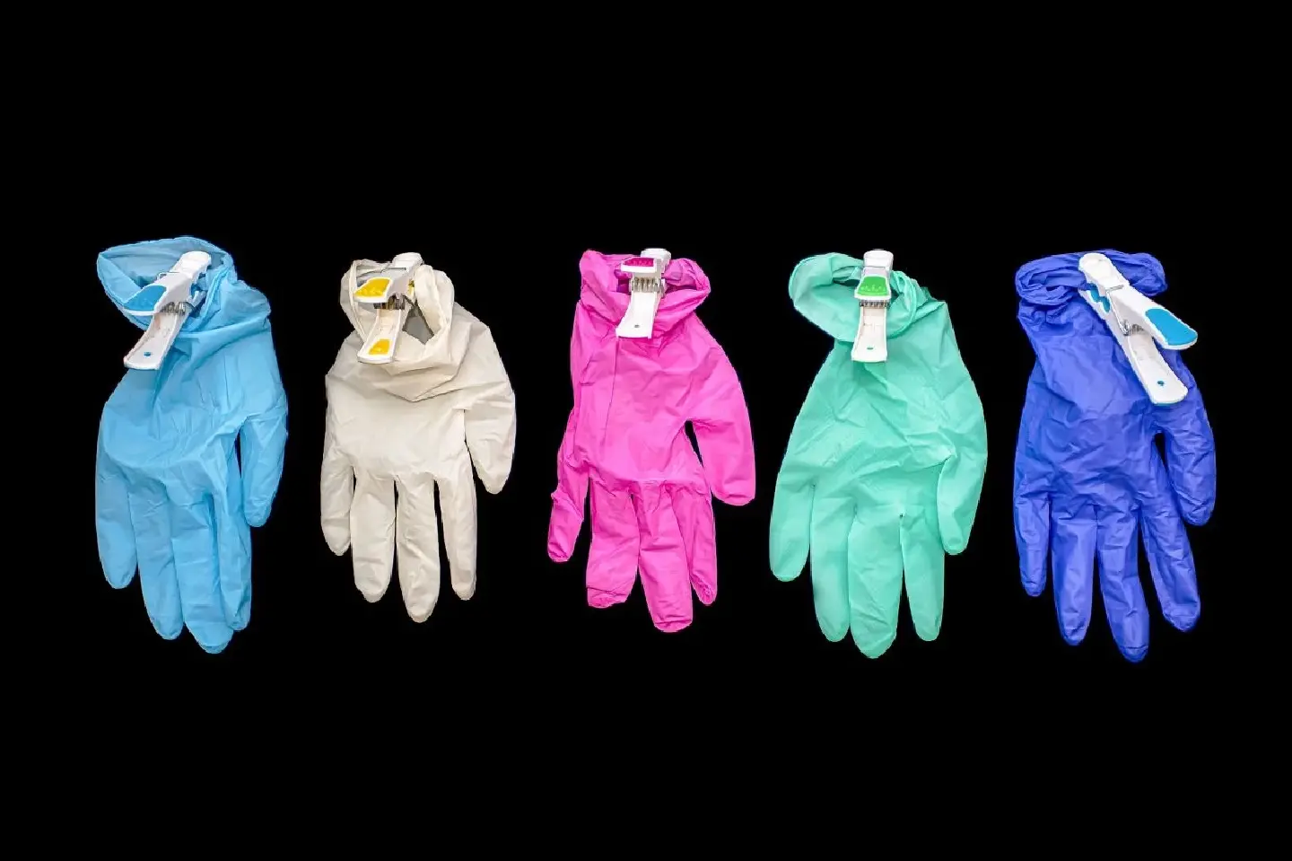 Malaysia's rubber glove exports projected to grow 12-15% in 2022