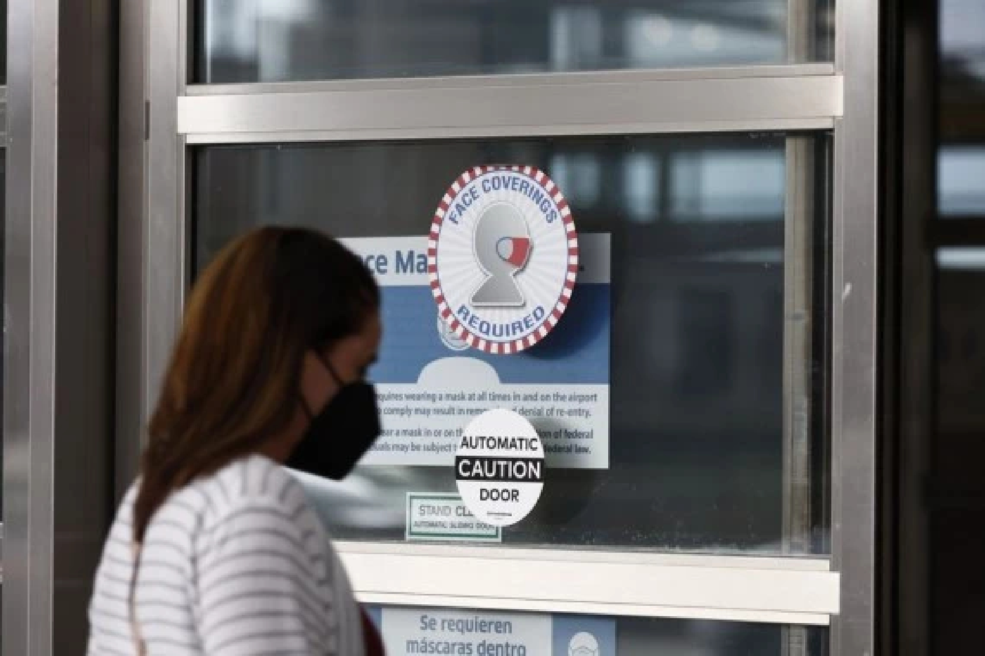 New Omicron subvariant gains foothold as U.S. loosens mask requirement