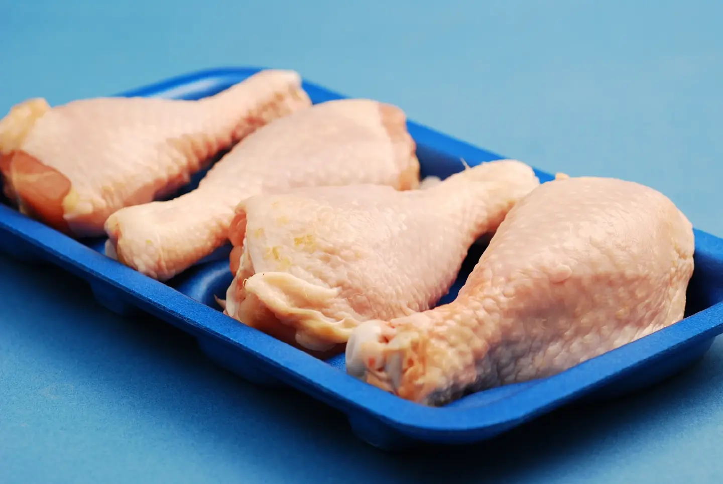 Dow teams up with Thepvimol Plastic to develop low-carbon frozen food packaging trays Dow teams up with Thepvimol Plastic to develop low-carbon frozen food packaging trays